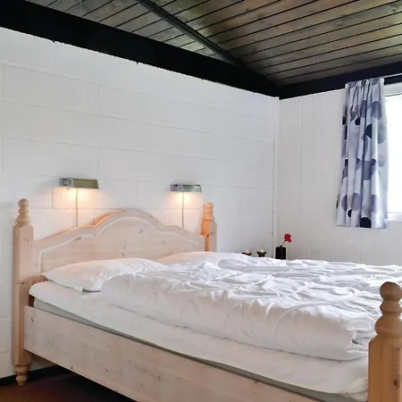 3 Bedroom Beautiful In Hvide Sande *