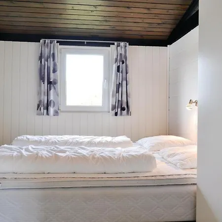 בית נופש 3 Bedroom Beautiful In Hvide Sande *